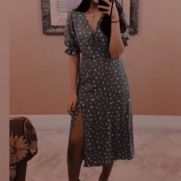 Abercrombie & Fitch Midi Printed Sage Slate Green Dress Smocked Slit Size L - Picture 8 of 8